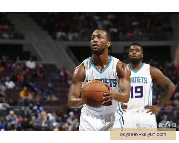 沃克的杰出贡献助力球队取得精彩胜利，表现亮眼