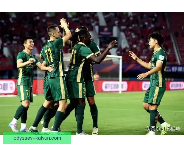 联赛总部新闻近期发布了赛季最新动态及各队表现分析，备受关注。